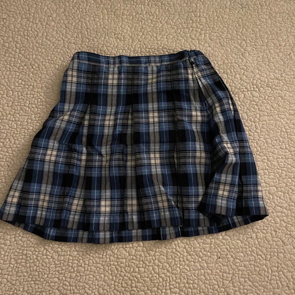 Girls Plaid Box Pleat Skirt Top of the Knee CLEAR BLUE PLAID Lands End